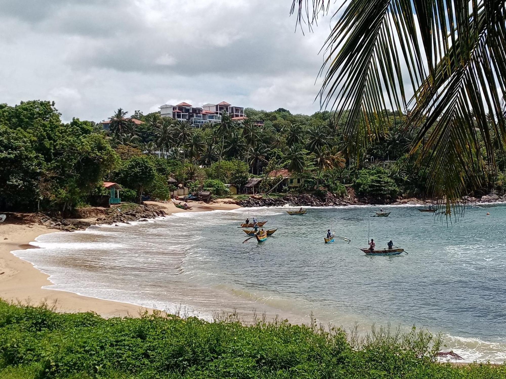 Surf Paradise Tangalle Extérieur photo