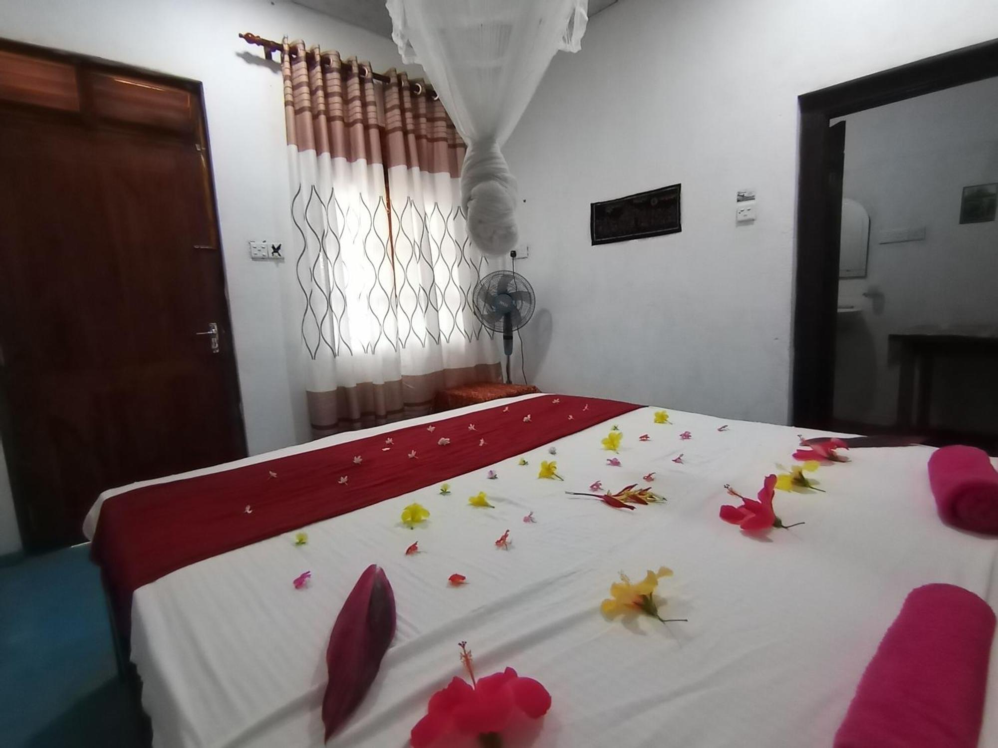 Surf Paradise Tangalle Chambre photo